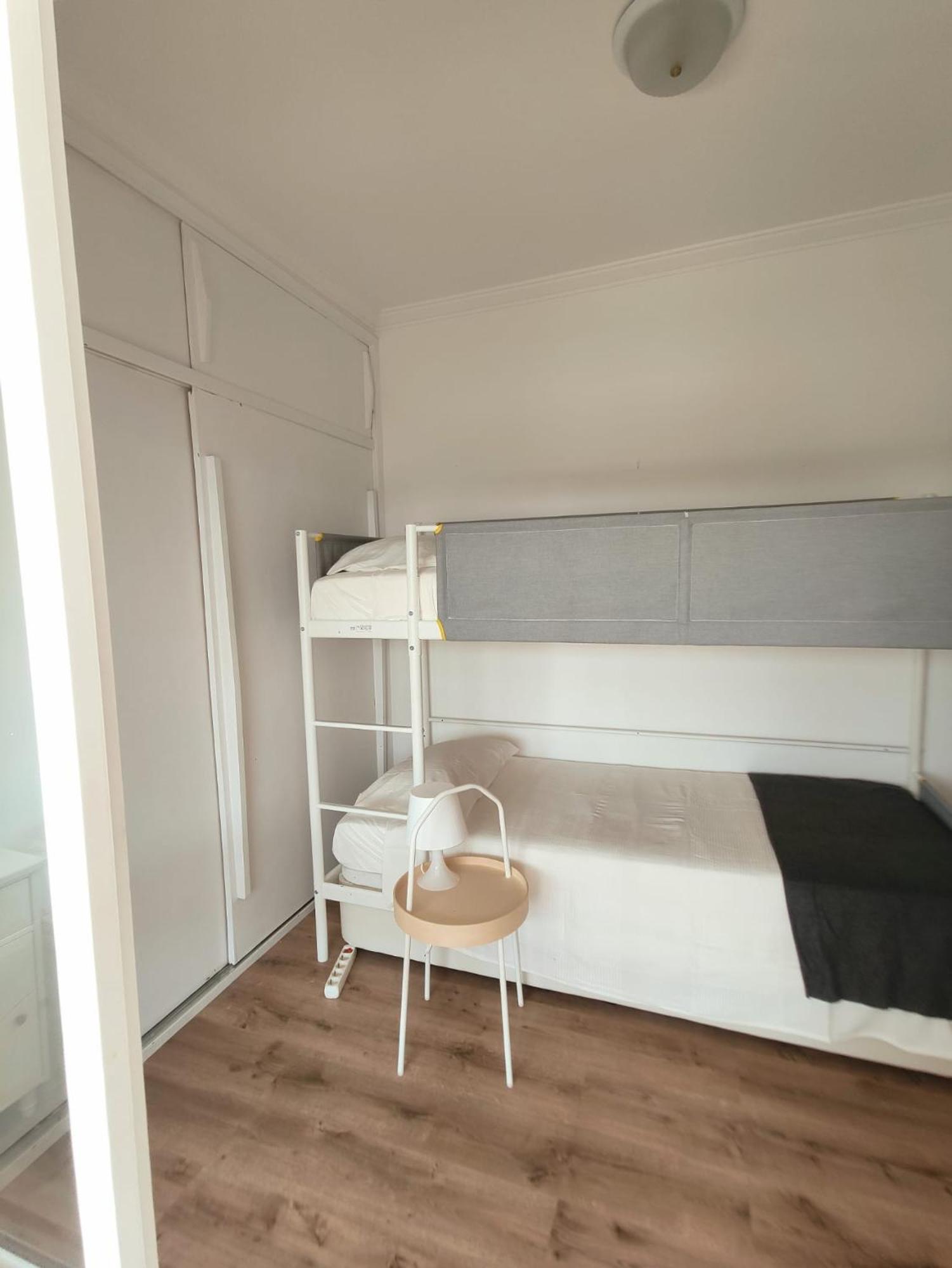 Ferienwohnung White House Parede Zimmer foto